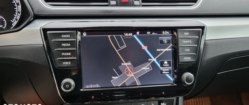 Skoda Superb cena 61900 przebieg: 298700, rok produkcji 2017 z Wojkowice małe 596